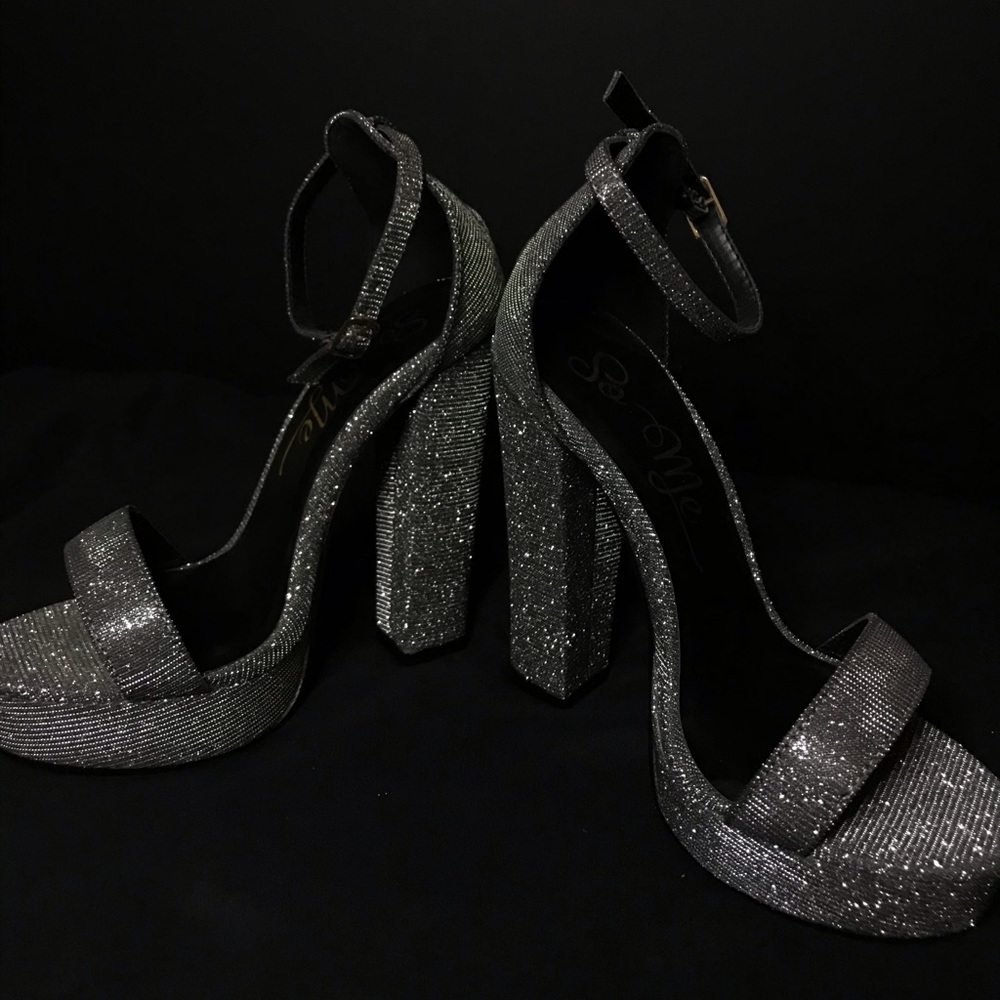 SO ME BRAND - NEW HEELS